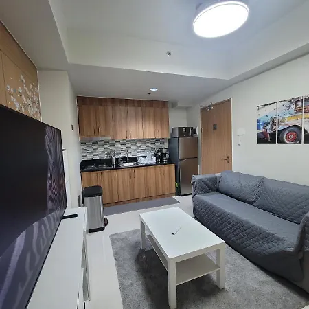 A&R Condo By The Bay